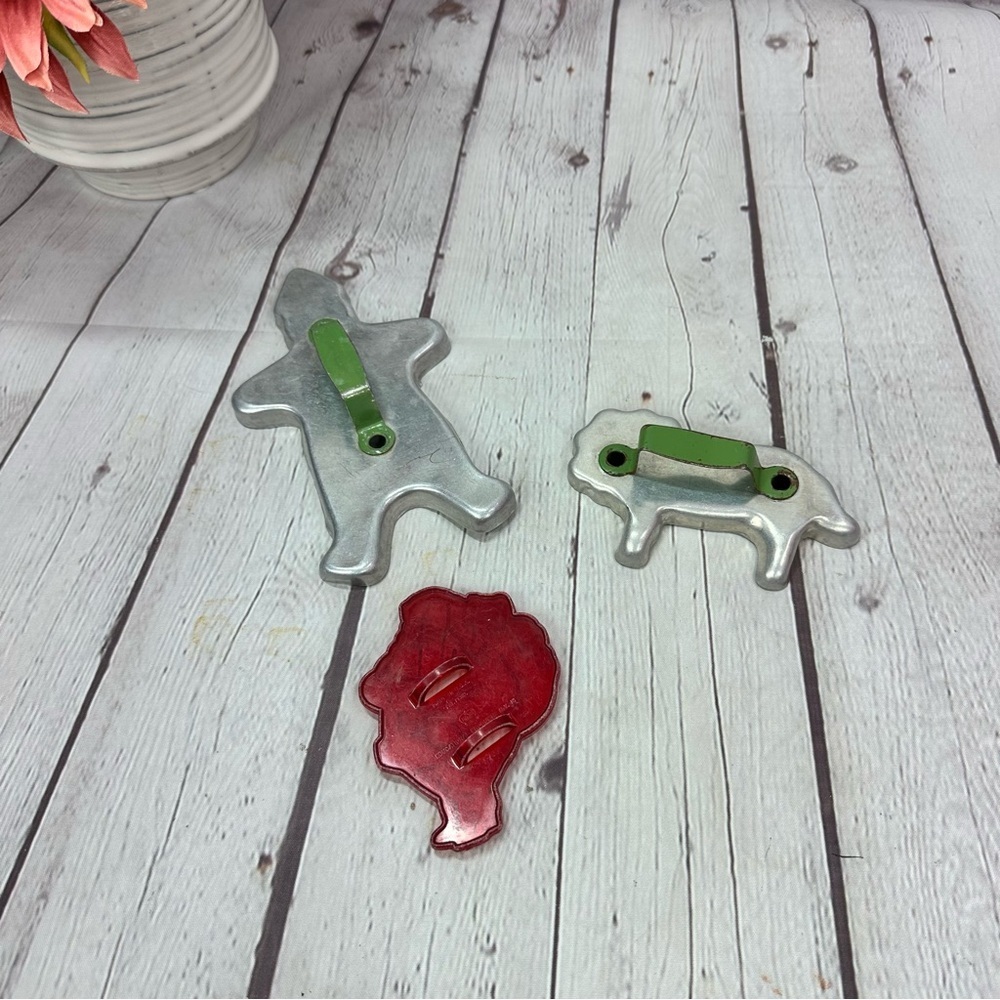 vtg cookie cutters various santa gingerbread man lion